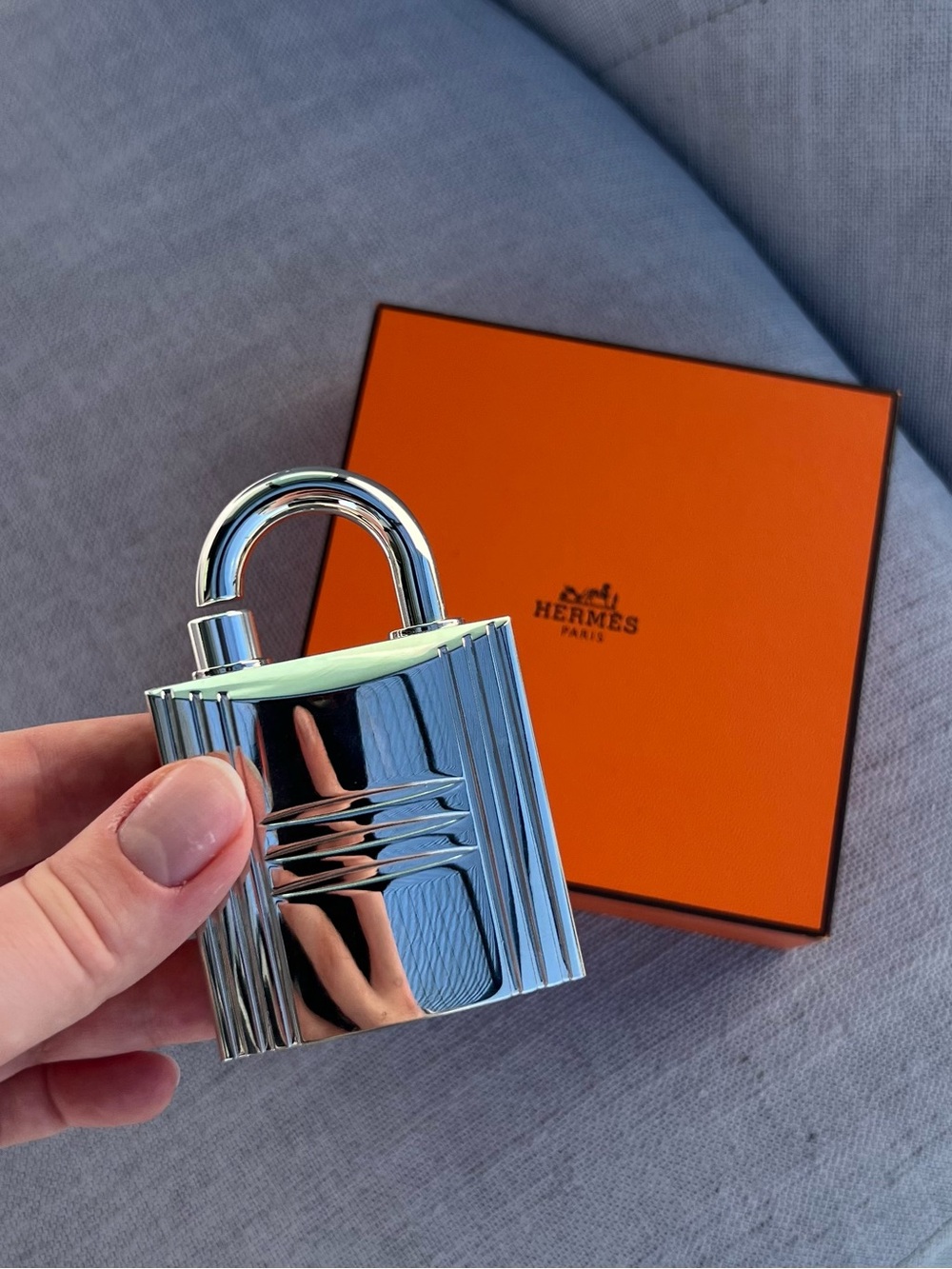 Hermès Cadenas Kelly Caleche 24 Faubourg Refillable Perfume Spray - Picture 1 of 9